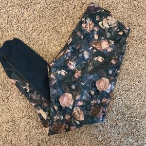 Lululemon Wunder Under